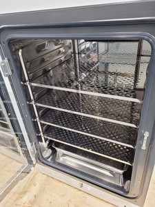 Thumbnail image of PHCBI CO2 Incubator Model MCO-170AICD-PE With Tray and Shelves Lab