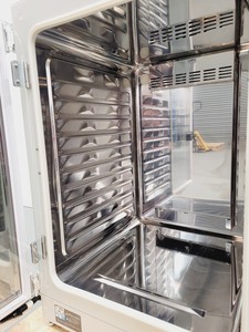 Thumbnail image of PHCBI CO2 Incubator Model - MCO-170AIC-PE Lab