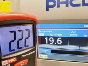 Thumbnail image of PHCBI CO2 Incubator Model - MCO-170AICD-PE Lab