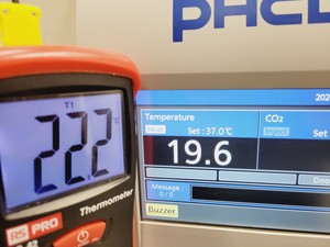 Thumbnail image of PHCBI CO2 Incubator Model - MCO-170AIC-PE Lab