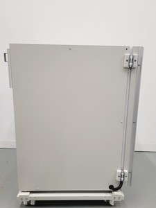 Thumbnail image of PHCBI CO2 Incubator Model Type MCO-170AICD-PE With Shelving And Tray Lab