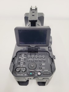 Thumbnail image of Sony NEX FS700R Exmor Super 35 CMOS Sensor Camcorder Kit Slow Motion Lab