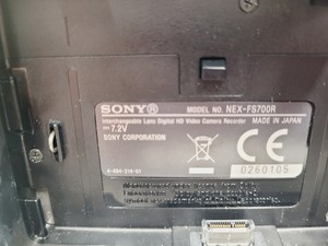 Thumbnail image of Sony NEX FS700R Exmor Super 35 CMOS Sensor Camcorder Kit Slow Motion Lab