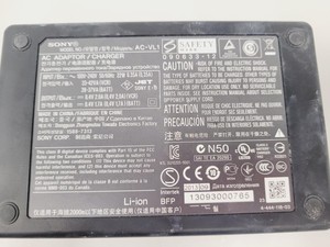 Thumbnail image of Sony NEX FS700R Exmor Super 35 CMOS Sensor Camcorder Kit Slow Motion Lab