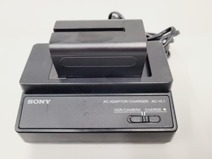 Thumbnail image of Sony NEX FS700R Exmor Super 35 CMOS Sensor Camcorder Kit Slow Motion Lab