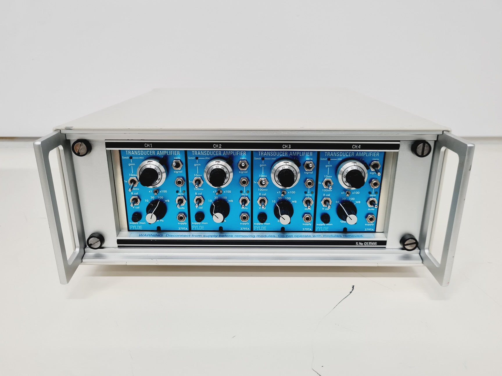 Image of 14 x Fylde Transducer Amplifier 379TA Racked Assembly