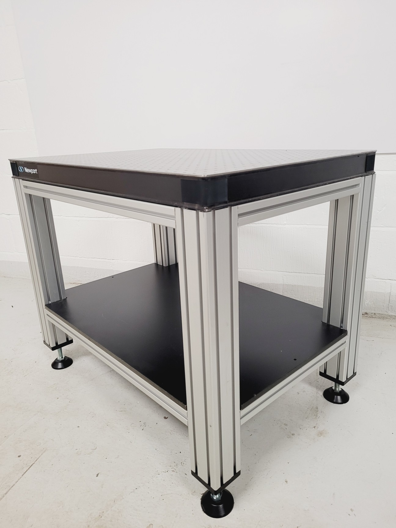 Image of Newport Optical Breadboard Metric Table 90 x 60cm With Bottom Shelf