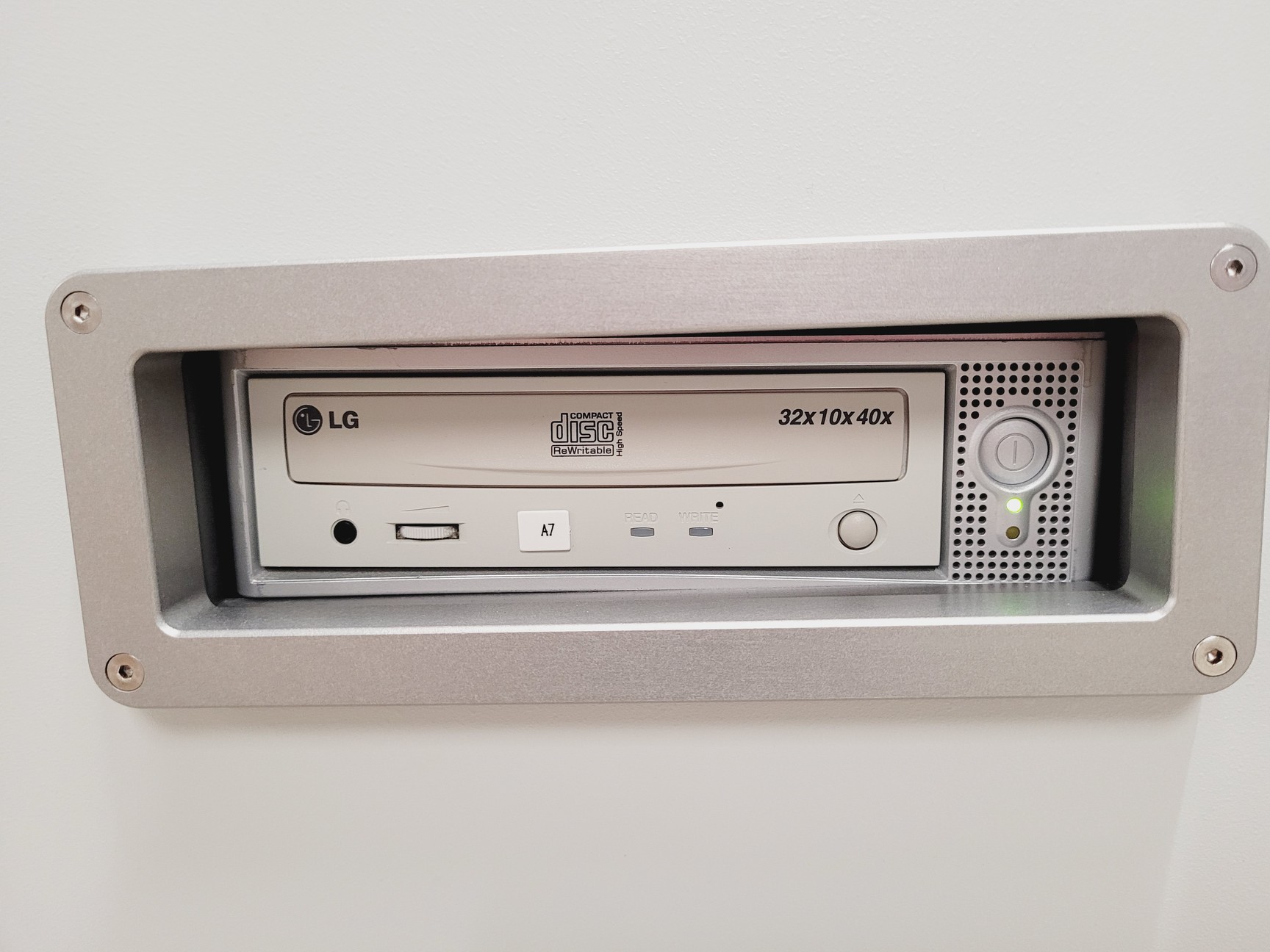 Image of Microlas GeoLas Q-Plus Excimer Laser Ablation System IC-PMS Spares/Repair Lab