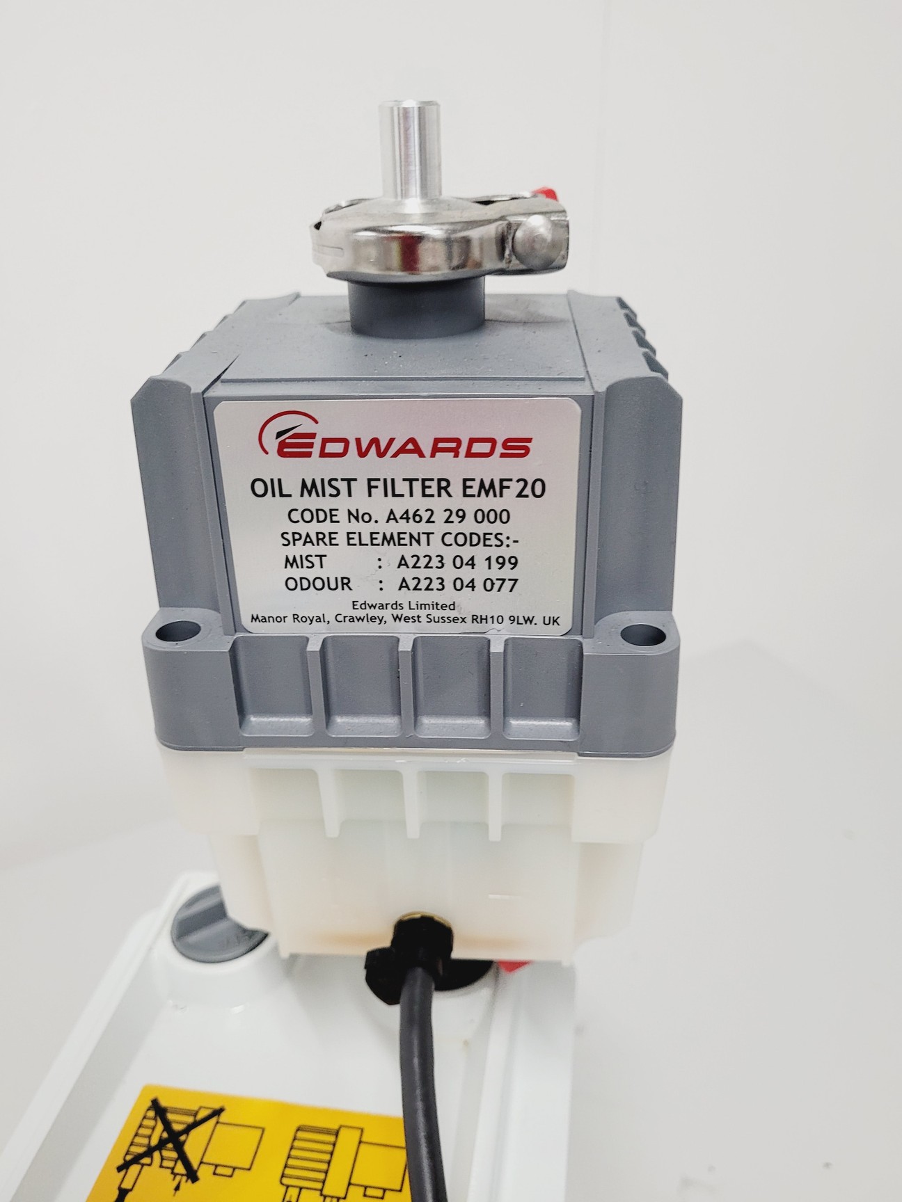 Image of Edwards 18 Vacuum Pump Model E2M18 With Oil Mist Filter