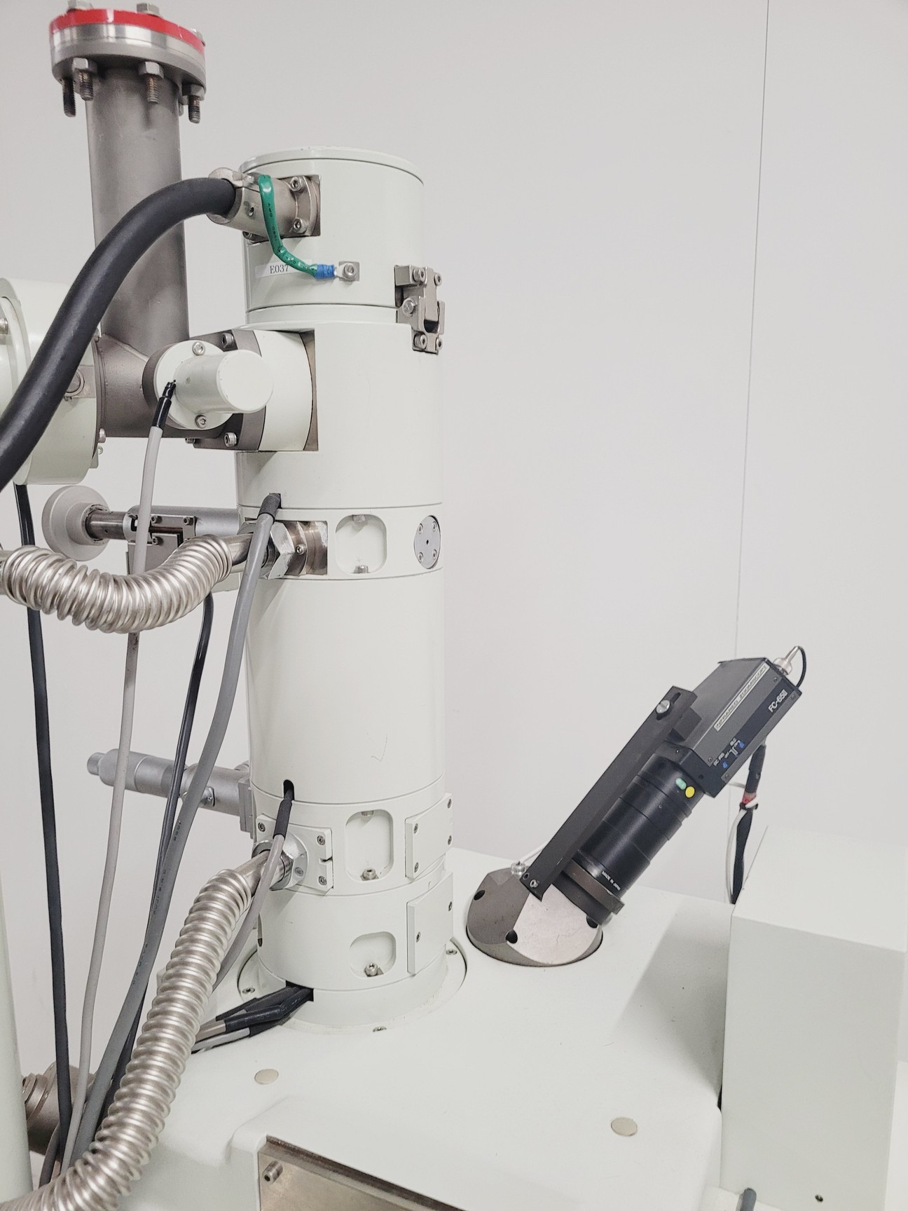 Image of JEOL JSM-5910LV SEM Scanning Electron Microscope Lab Spares/repairs