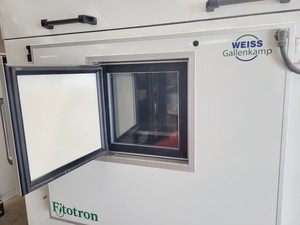 Thumbnail image of Weiss Gallenkamp Fitotron Arctic Plant Growth Chamber Ducted with Fan Faulty