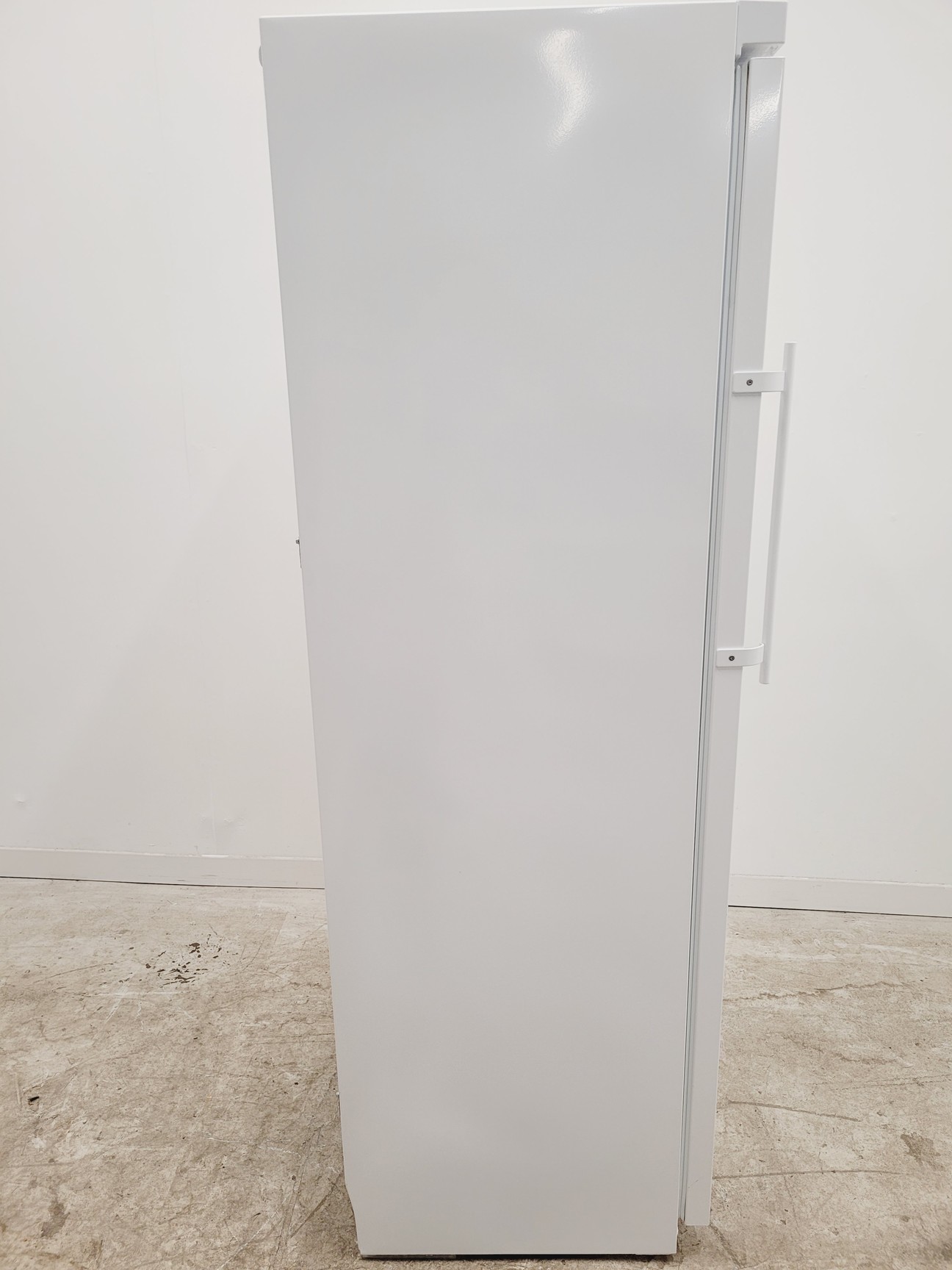 Image of Leibherr Mediline Laboratory Refrigerator LKexv 3910  Lab