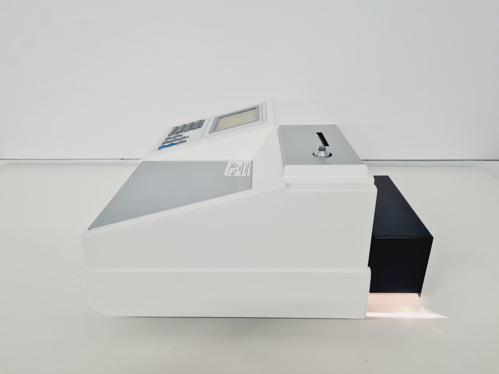 Image of Cecil CE 3041 3000 Series UV/VIS Spectrophotometer Lab