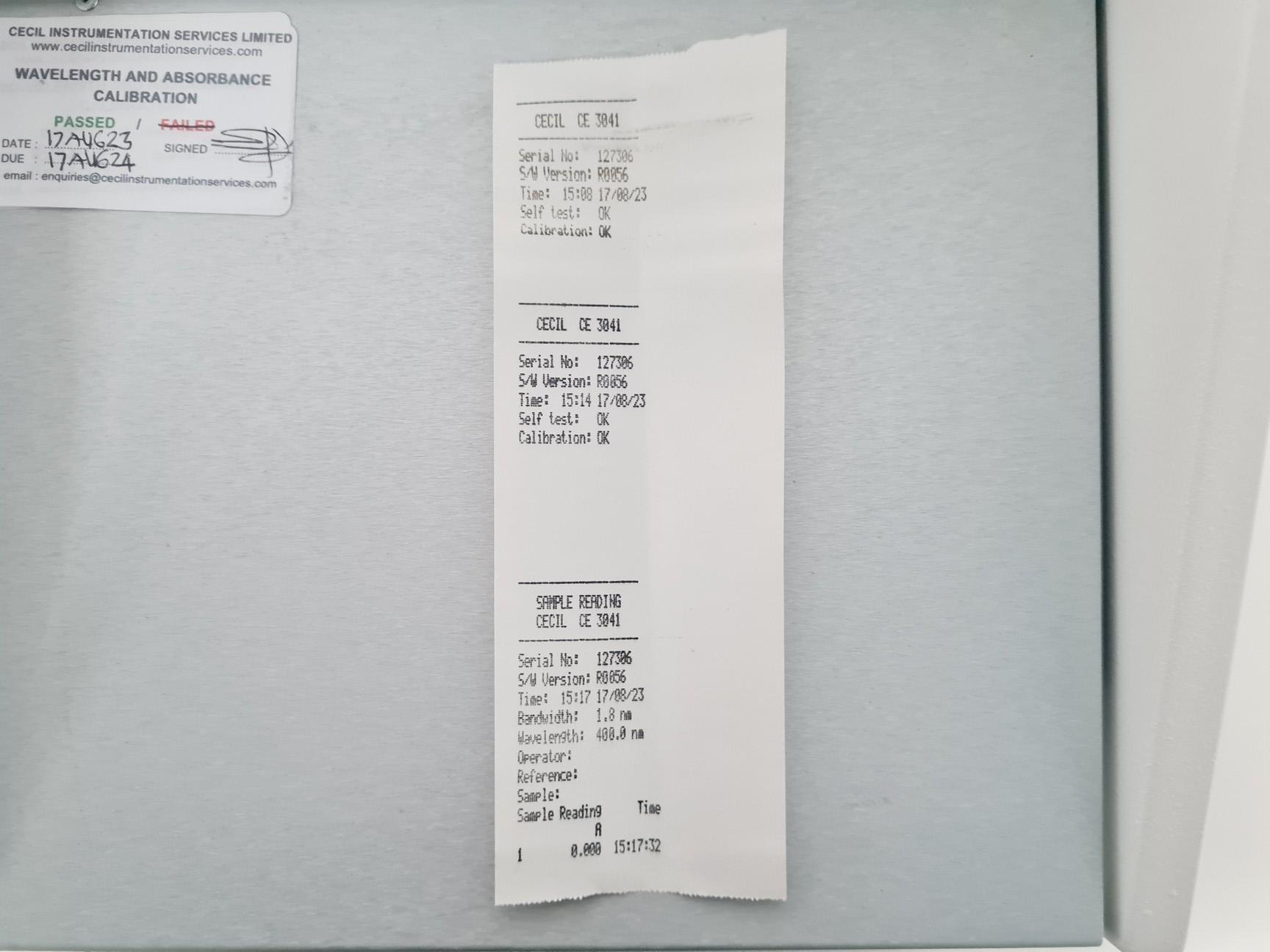 Image of Cecil CE 3041 3000 Series UV/VIS Spectrophotometer Lab