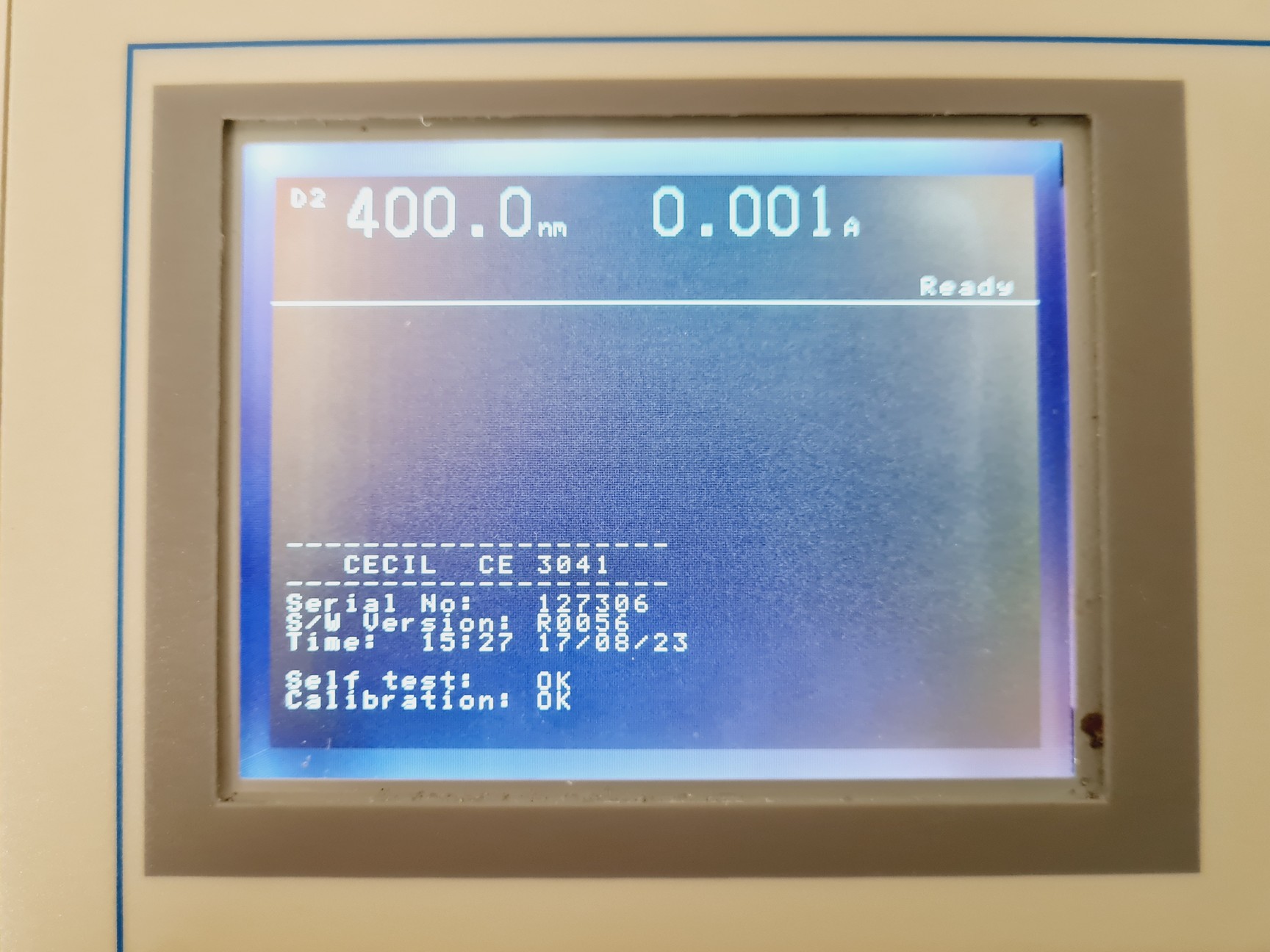 Image of Cecil CE 3041 3000 Series UV/VIS Spectrophotometer Lab