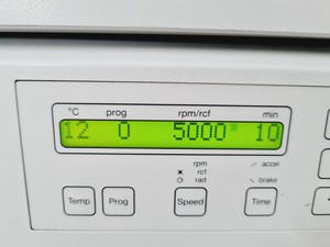 Thumbnail image of Eppendorf Refrigerated Centrifuge 5804 R w/ Eppendorf A-4-44 Rotor Lab