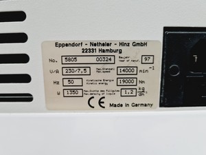 Thumbnail image of Eppendorf Refrigerated Centrifuge 5804 R w/ Eppendorf A-4-44 Rotor Lab