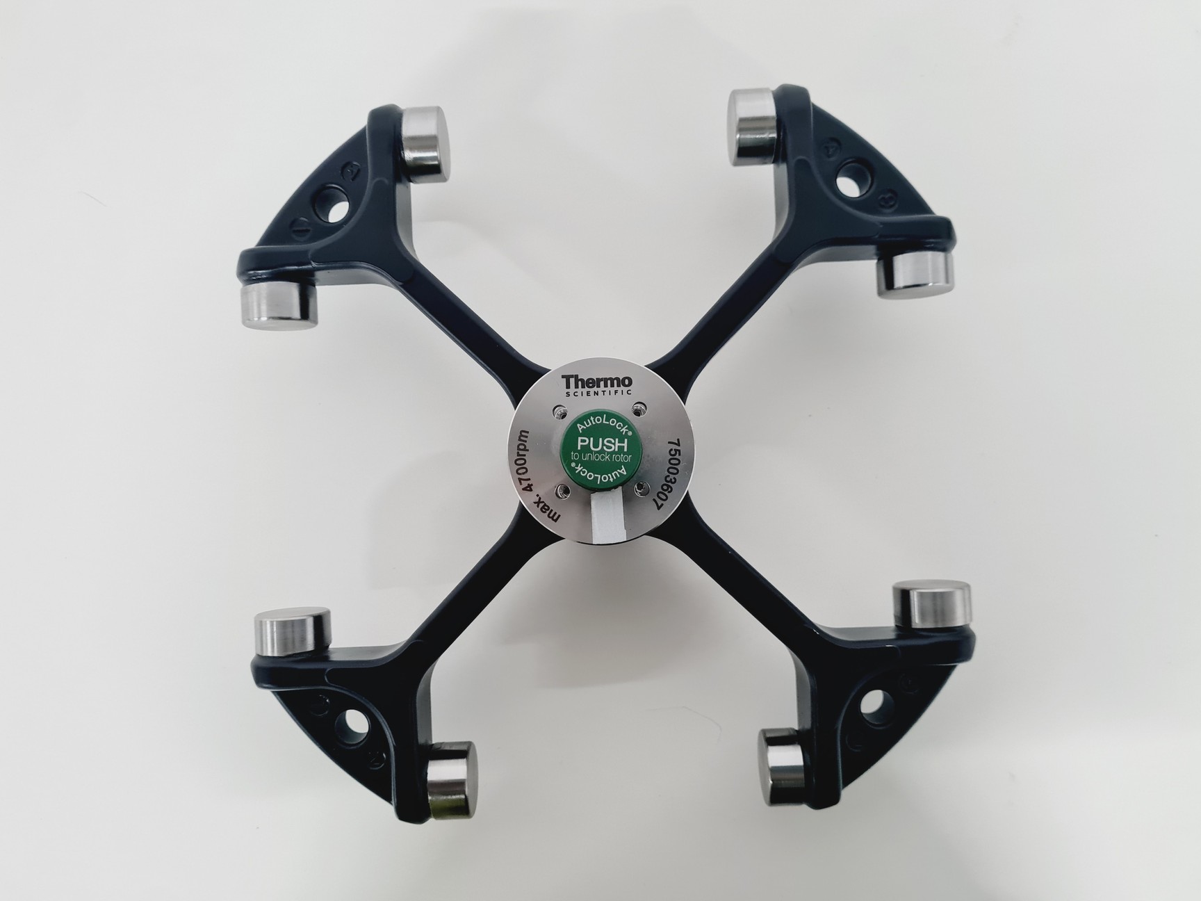 Image of Thermo Scientific Sorvall Legend XFR Centrifuge With 4700rpm Rotor ab