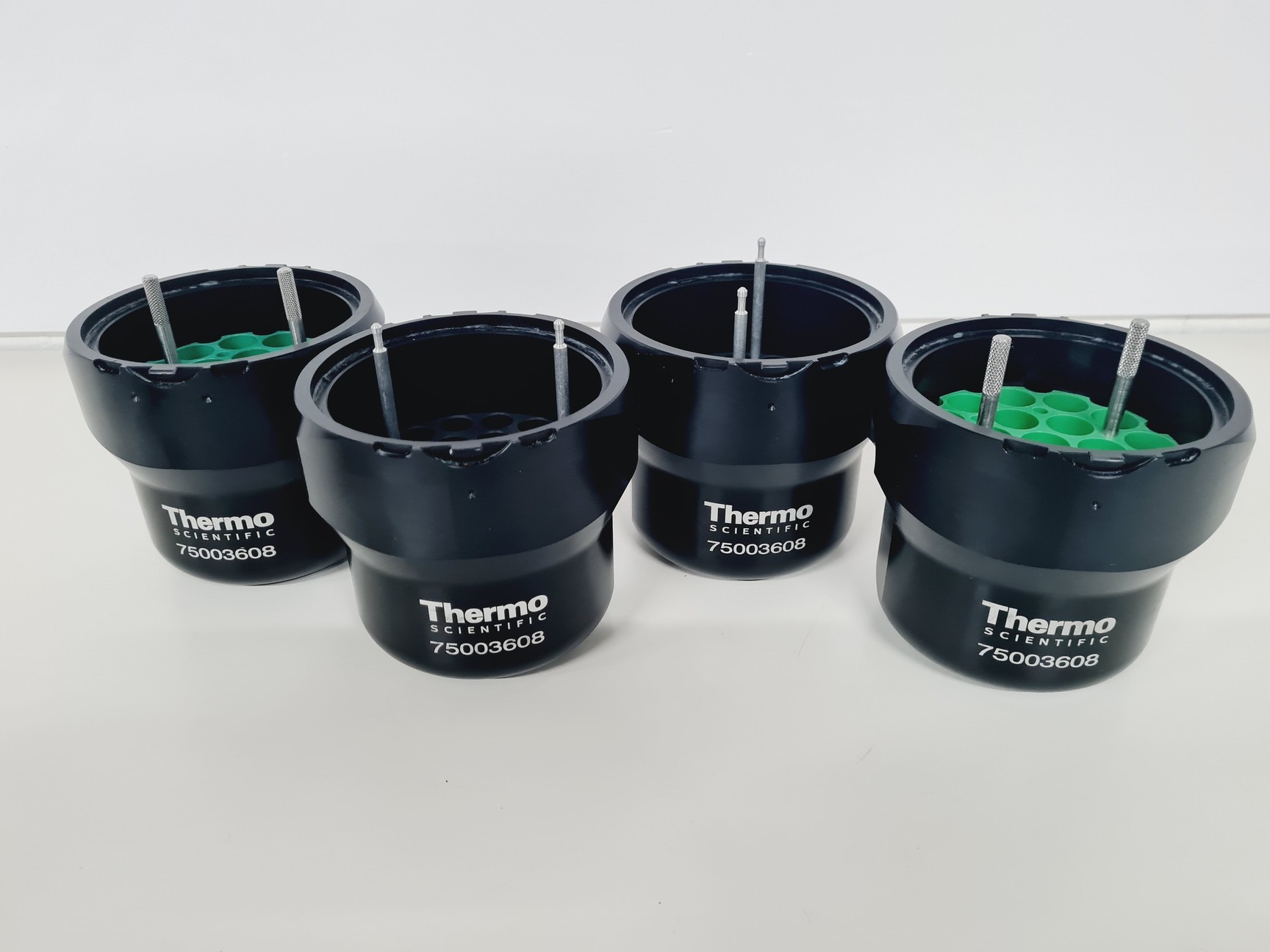 Image of Thermo Scientific Sorvall Legend XFR Centrifuge With 4700rpm Rotor ab