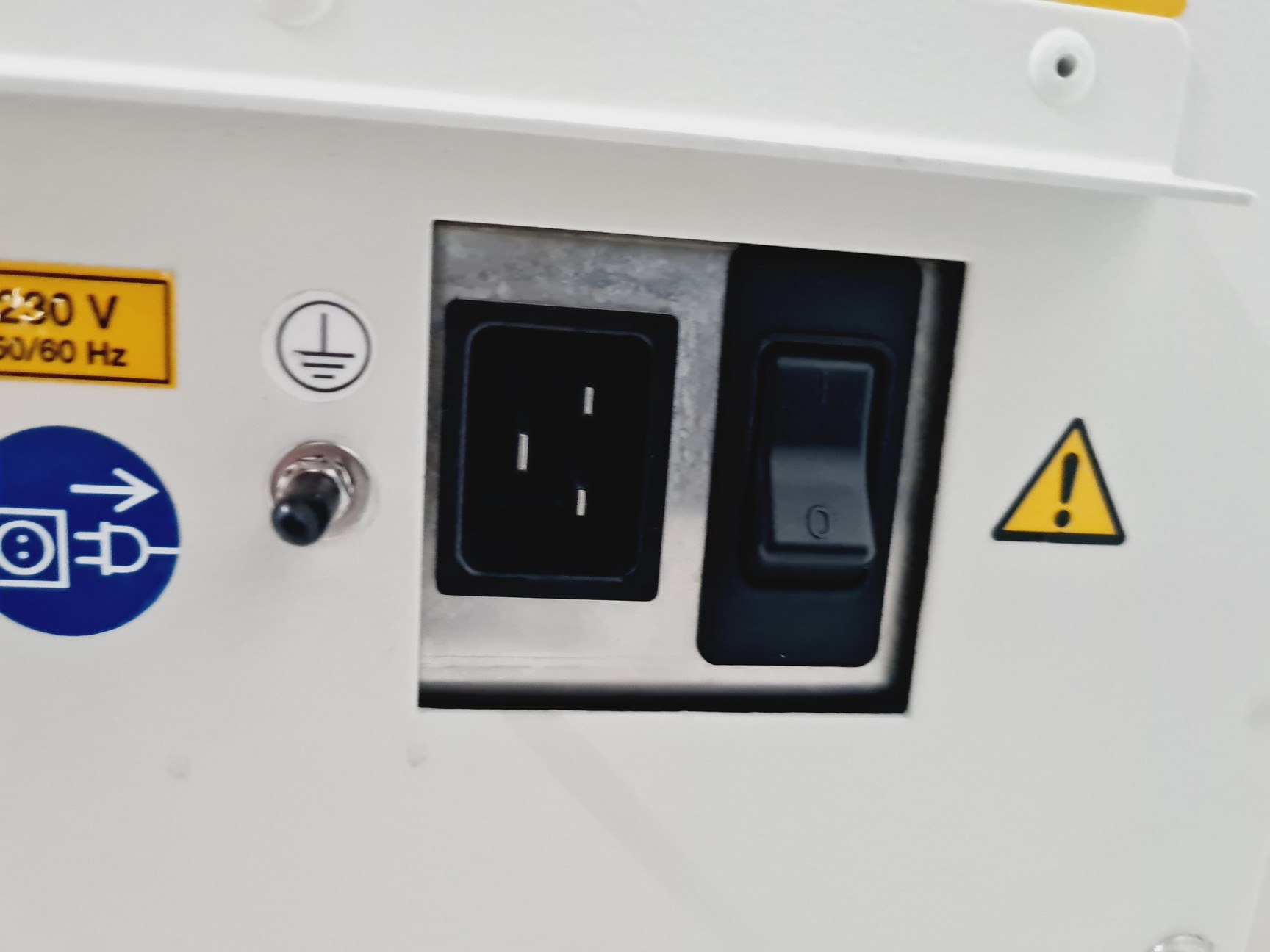 Image of Thermo Scientific Sorvall Legend XFR Centrifuge With 4700rpm Rotor ab