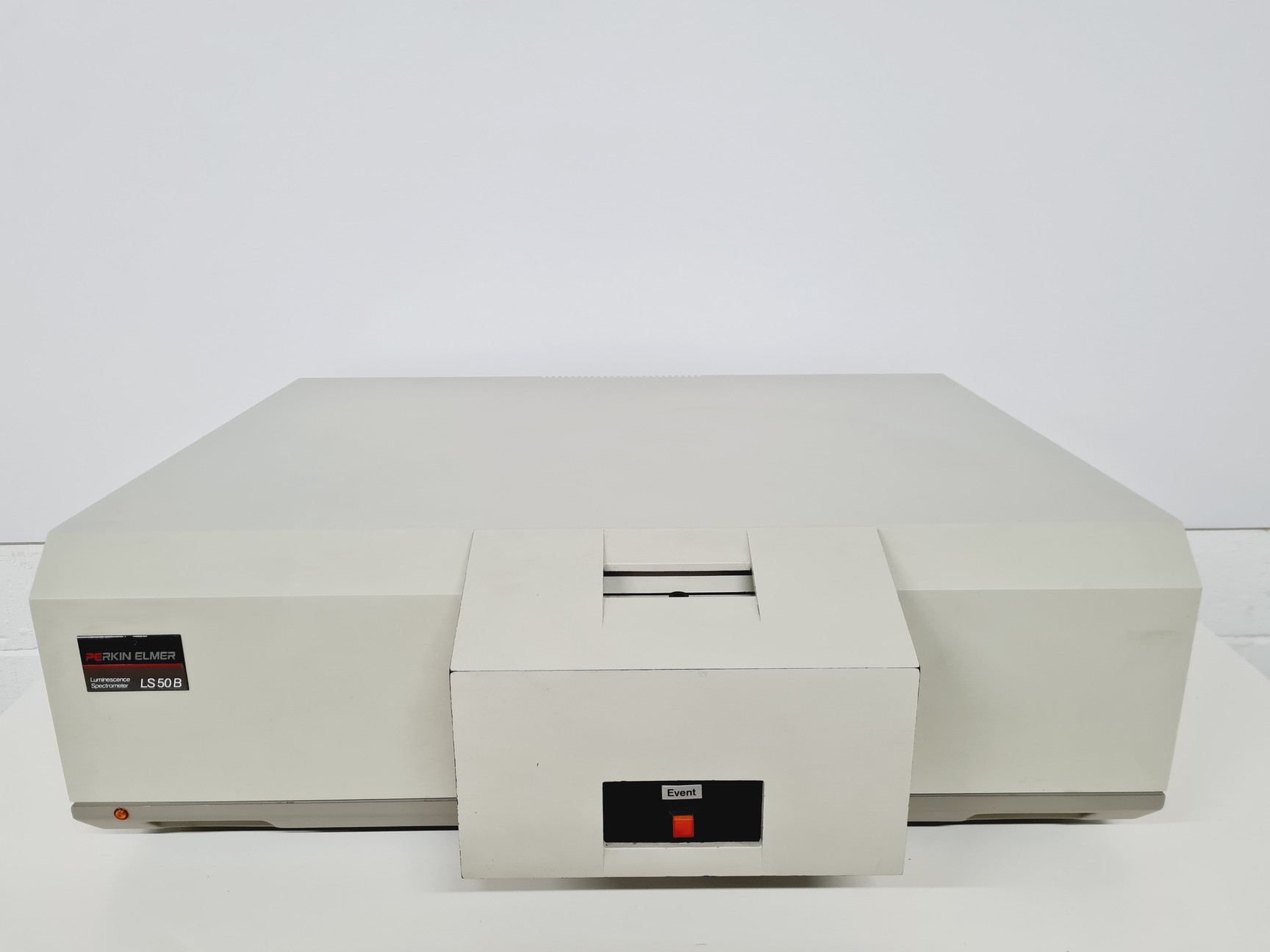 Image of Perkin Elmer Luminescence Spectrometer LS50B Lab