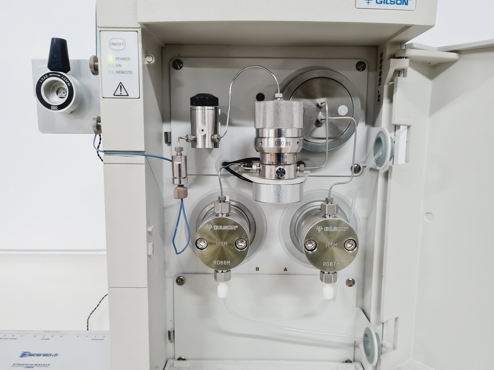 Image of Gilson 322 Pump with Gilson UV/VIS-155 & Rheodyne 7725i Injector System Lab