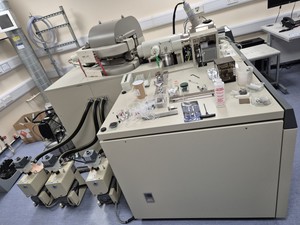 Thumbnail image of JEOL The MStation JMS-700 JMS-700(2) Double Focusing Mass Spectrometer Lab