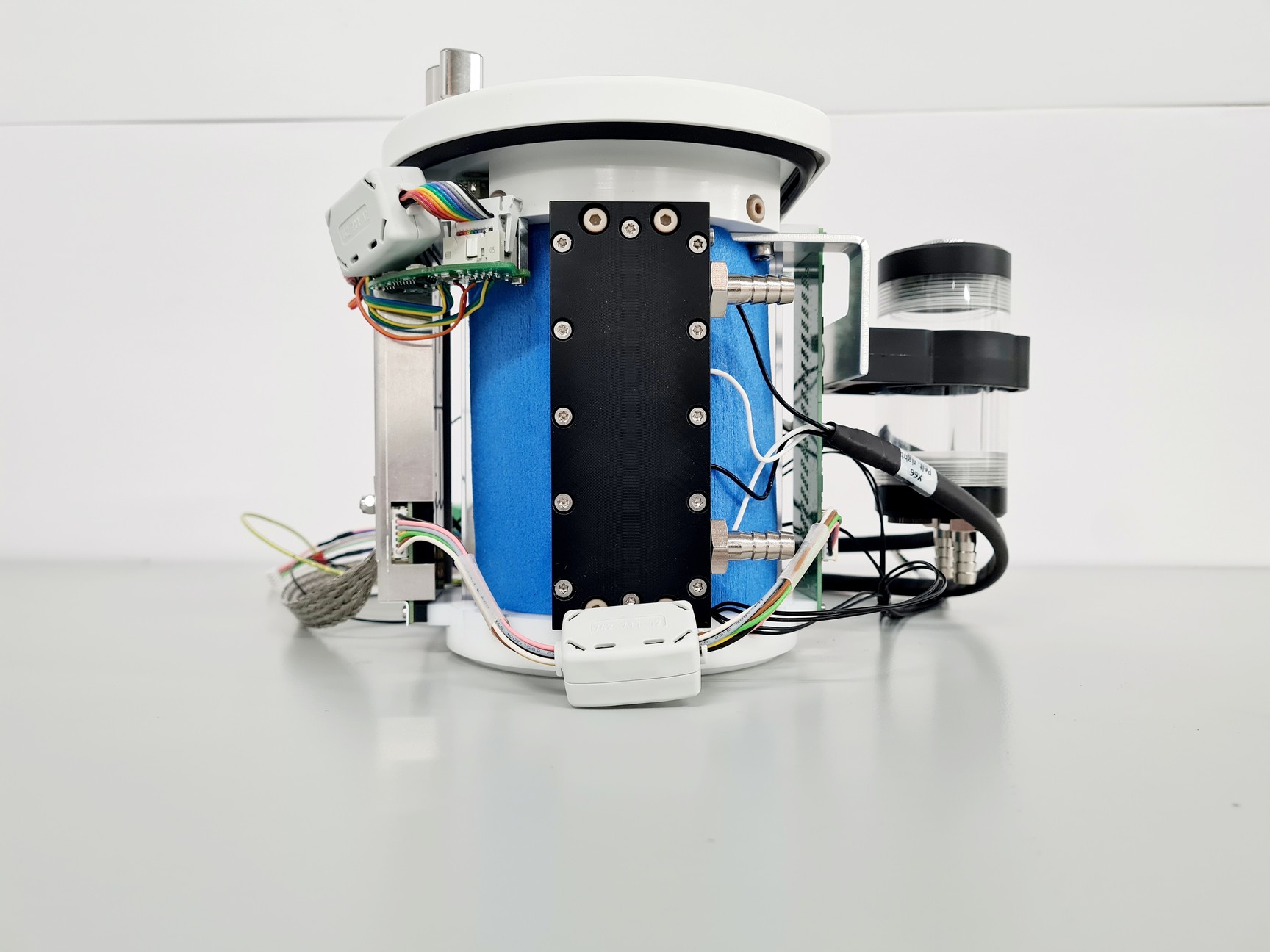 Image of GE Healthcare / Cytiva S-2000 - Centrifuge/Therm. Module Lab