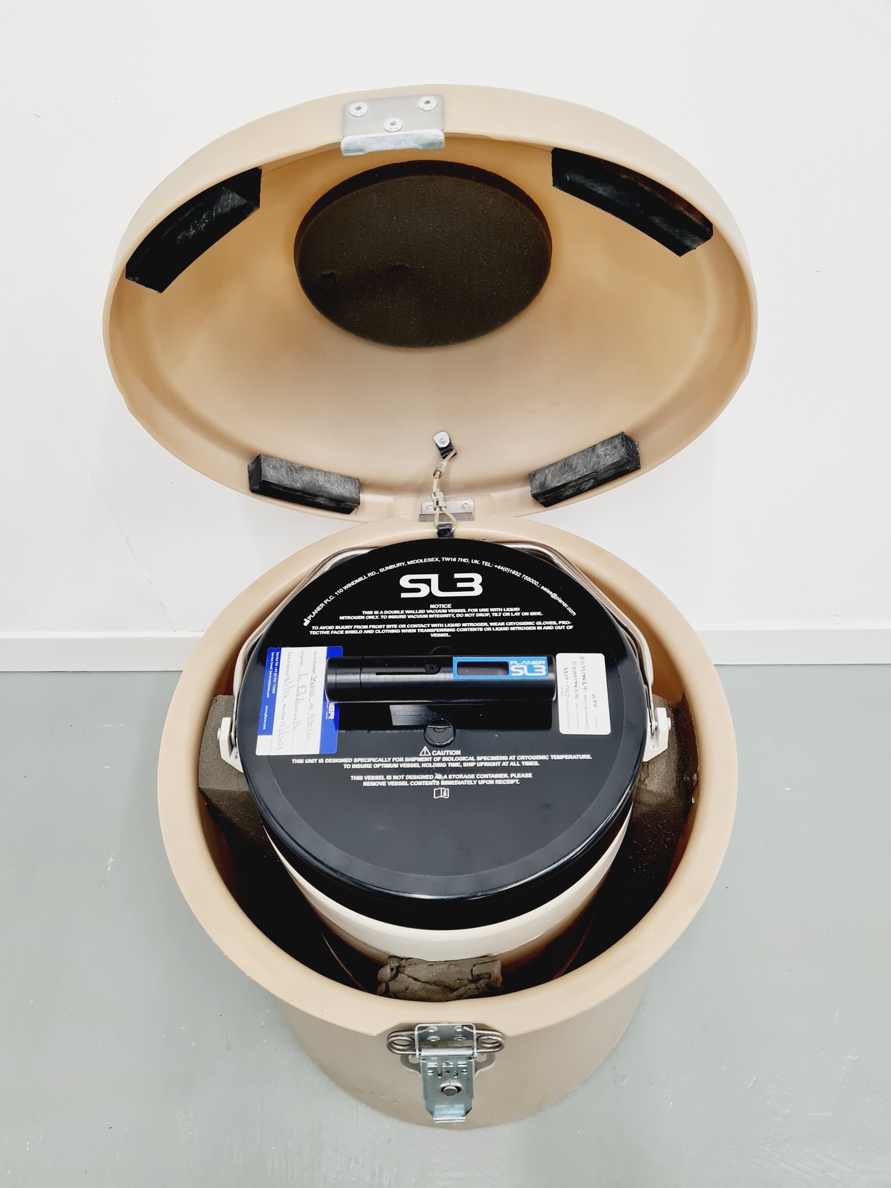 Image of MVE Cryo-Shipper Mini 5.9Ltr with ShipsLog 3 Temperature Data Logger Lab