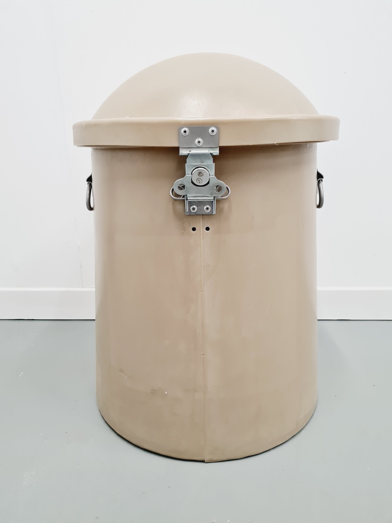 Image of MVE Cryo-Shipper Mini 5.9Ltr with ShipsLog 3 Temperature Data Logger Lab