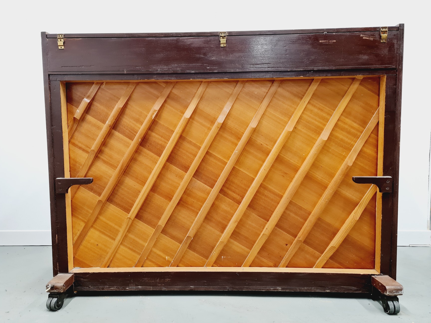 Image of John Broadwood & Sons Upright Piano 265670 1971