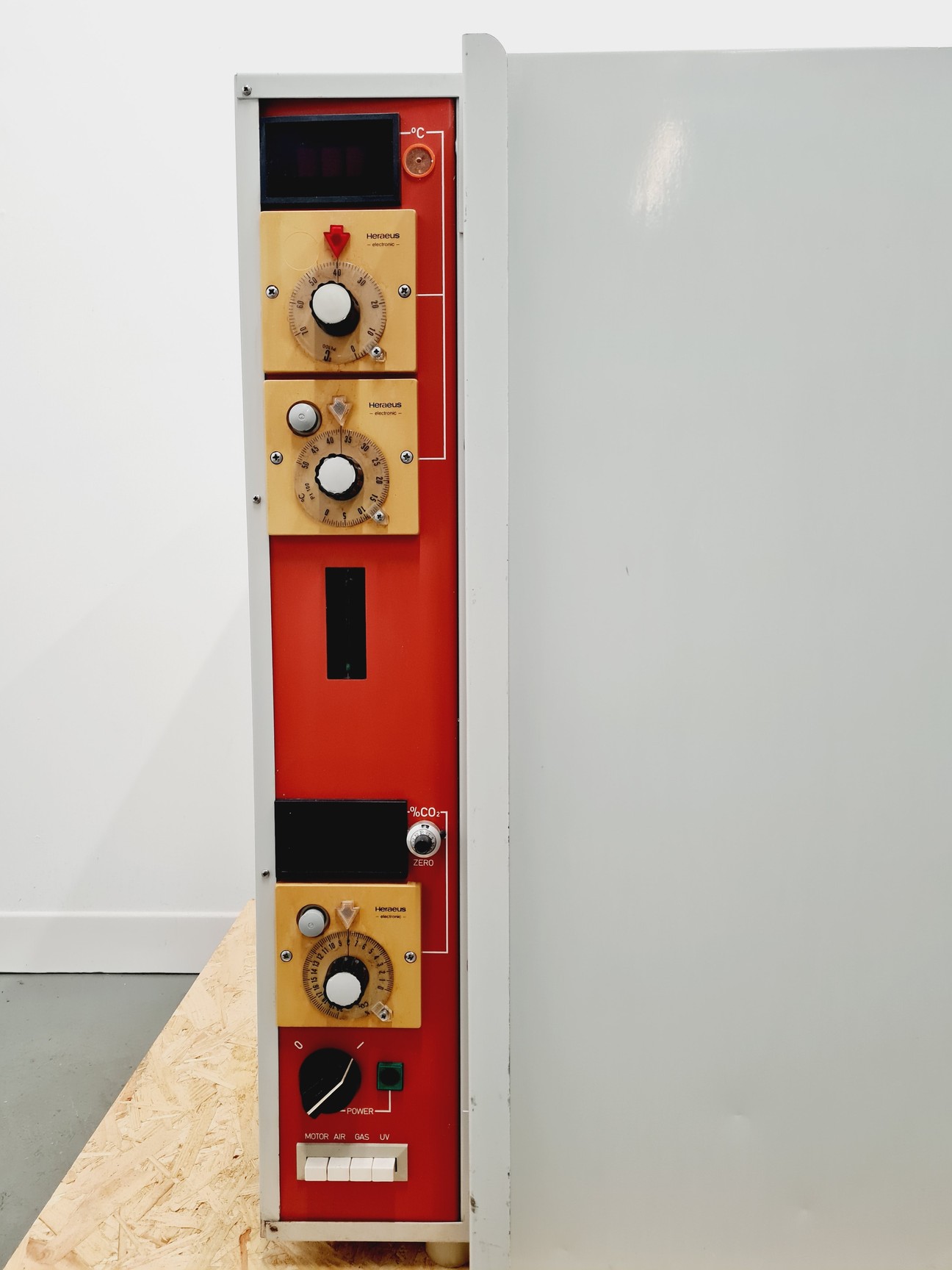 Image of Heraeus B5060 EK Co2 Incubator Lab