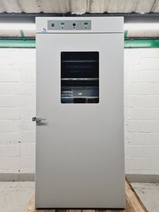 Thumbnail image of Wheaton Science Products Model: 1057606-D Reach-In Co2 Incubator Lab