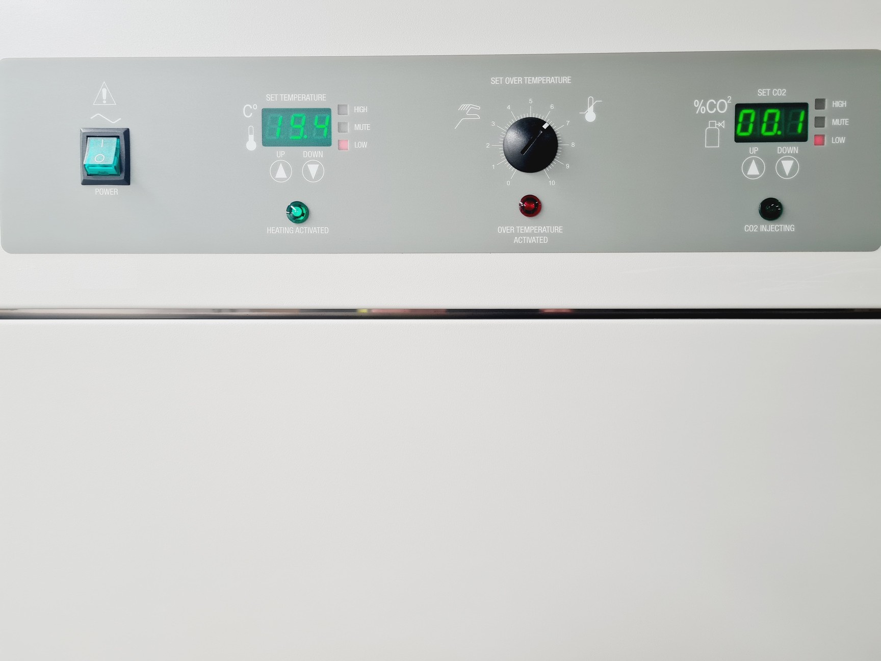 Image of Wheaton Science Products Model: 1057606-D Reach-In Co2 Incubator Lab