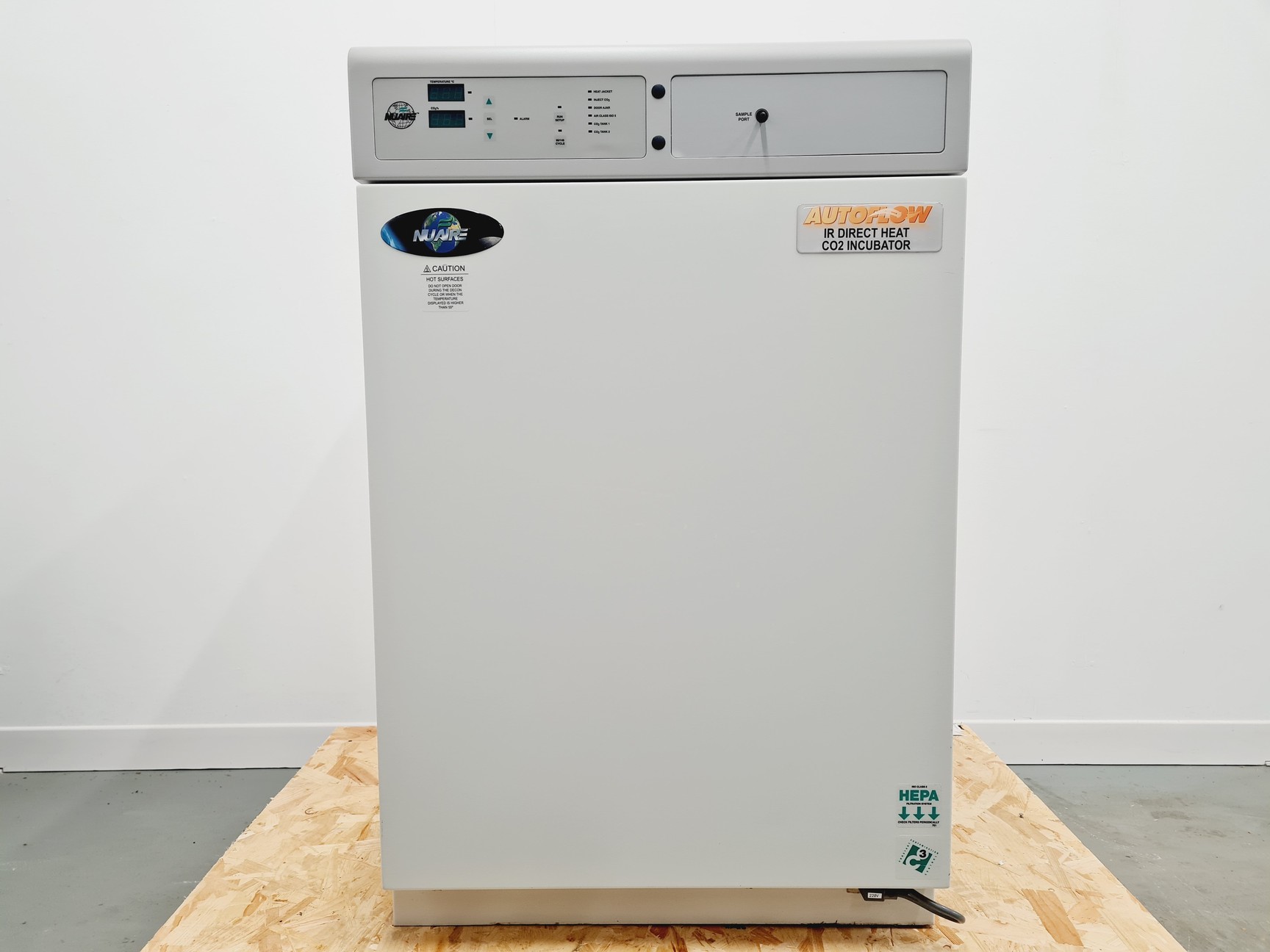 Image of Nuaire Model: NU-5510E Co2 Incubator Lab