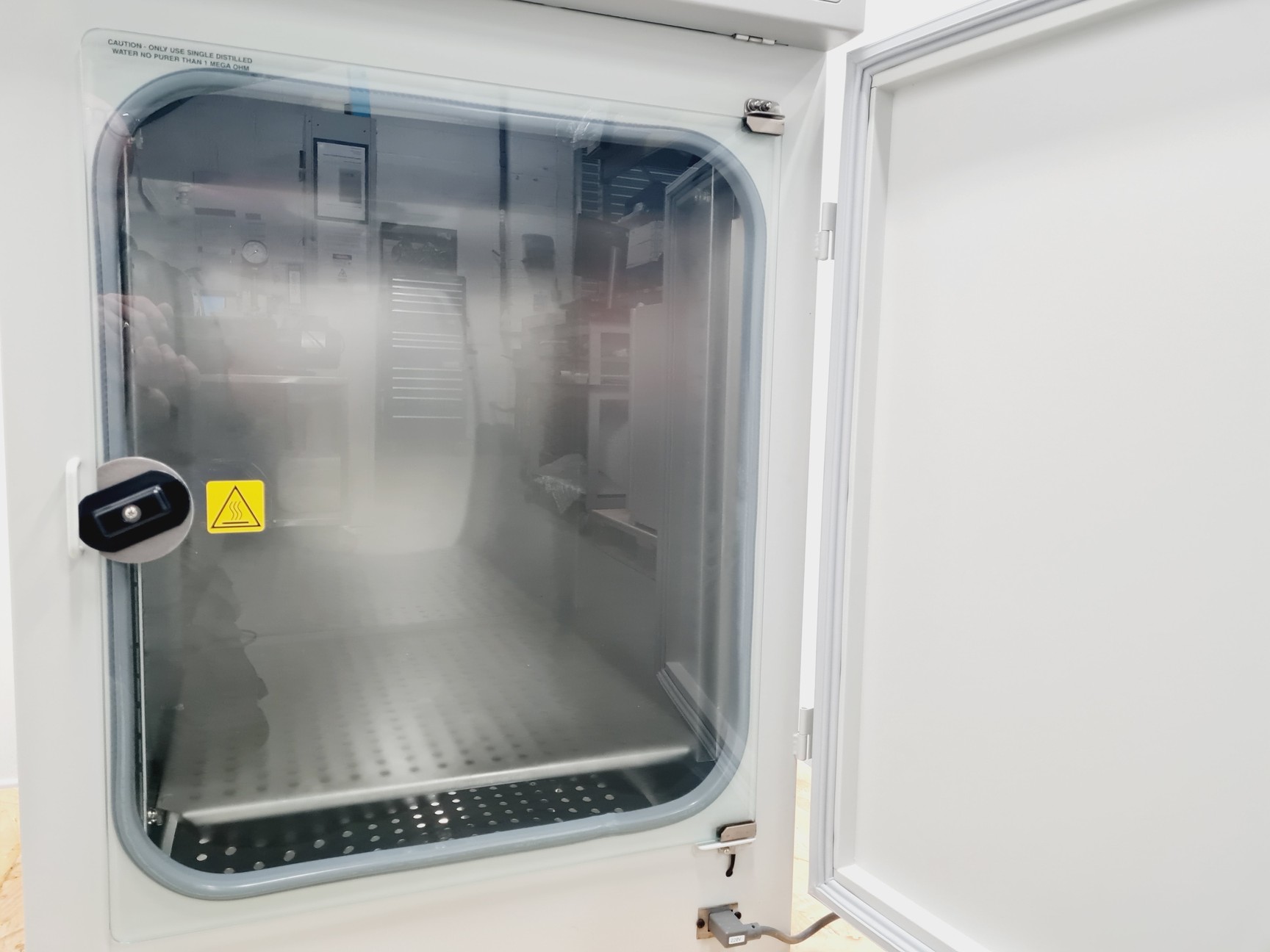 Image of Nuaire Model: NU-5510E Co2 Incubator Lab