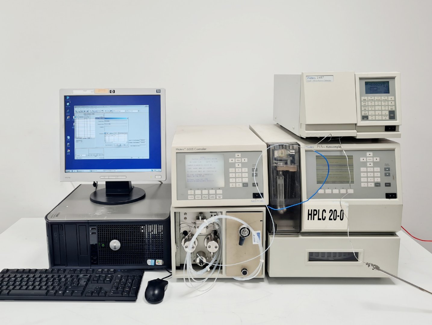 Waters HPLC System Including 2487 Detector, 717 Autosampler, 600S
