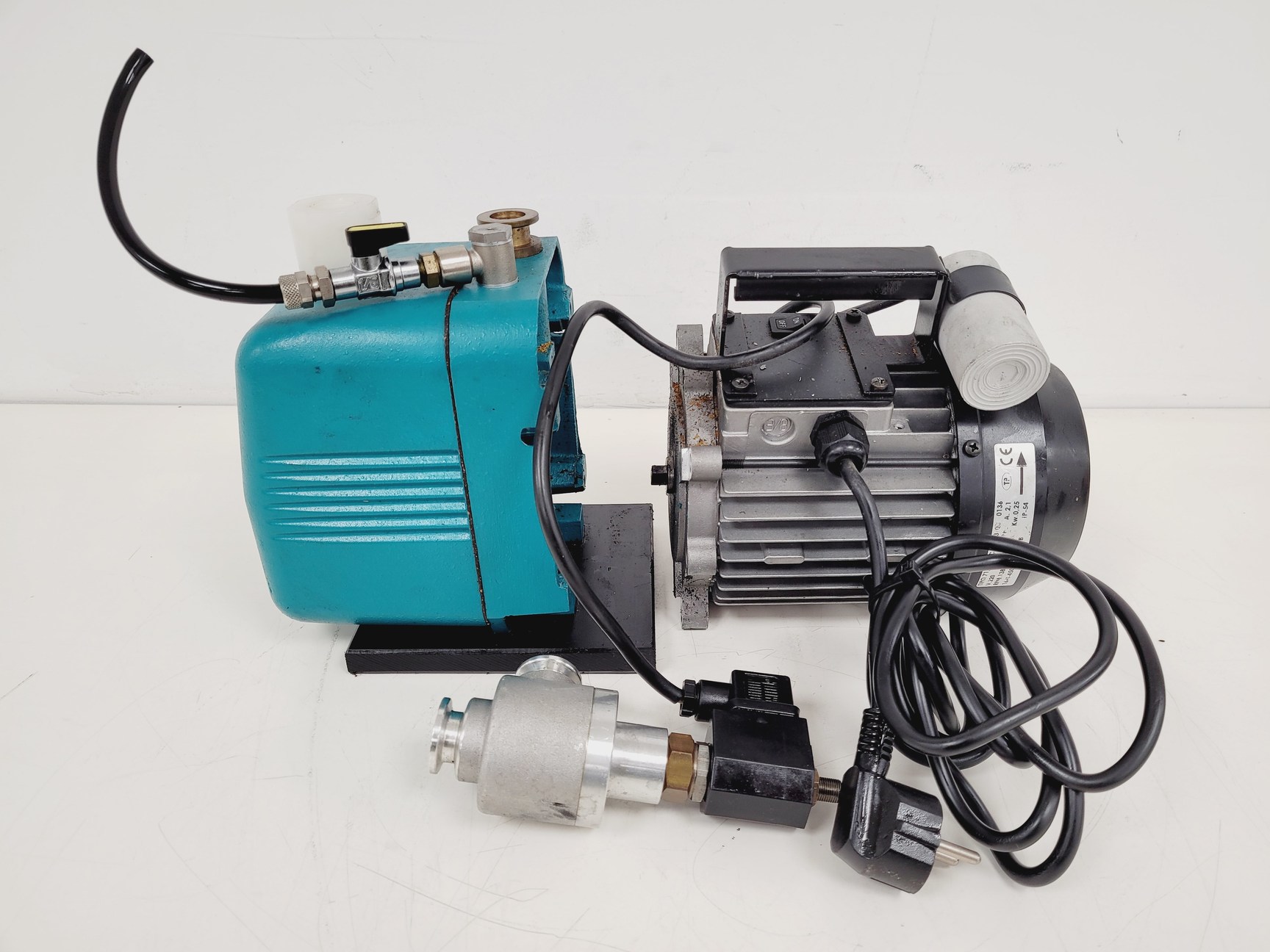 Image of Job Lot of Laboratory Vacuum Pumps NGN Edwards Lab