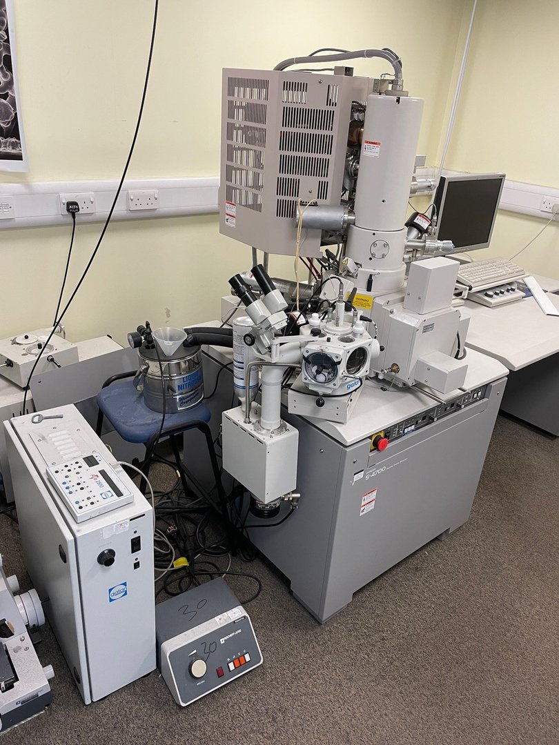 Image of Hitachi  S-4700 SEM Scanning Electron Microscope System Lab