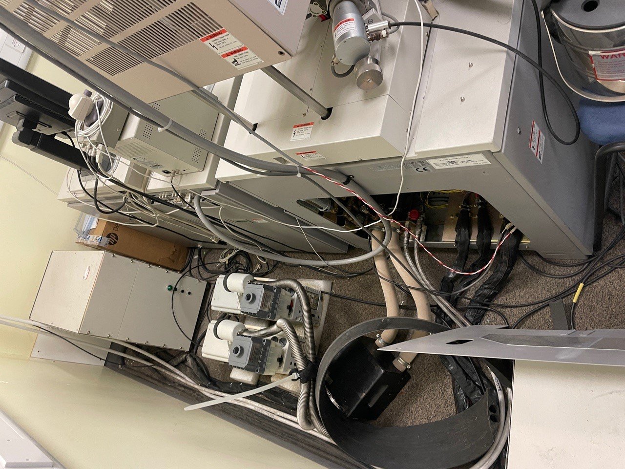 Image of Hitachi  S-4700 SEM Scanning Electron Microscope System Lab