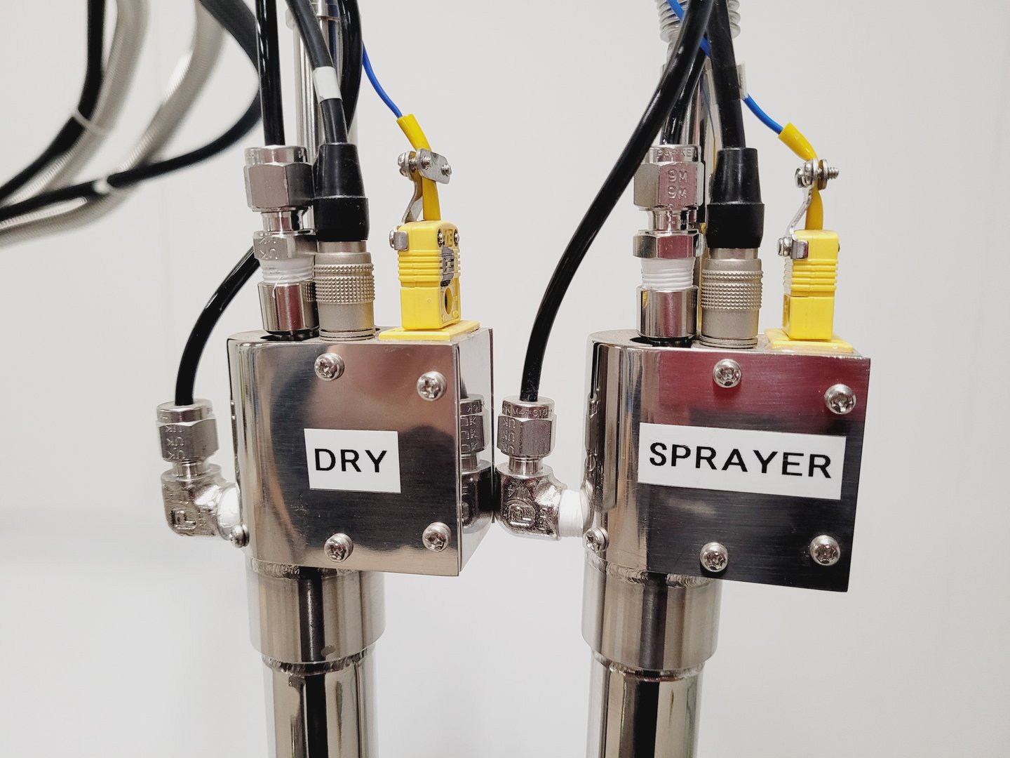 Image of Bruker Cryo Spray Source for MicrOTOF -Q ll Lab