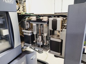 Thumbnail image of Waters UPLC System with Flex Cart - J0113 - J0112 Lab