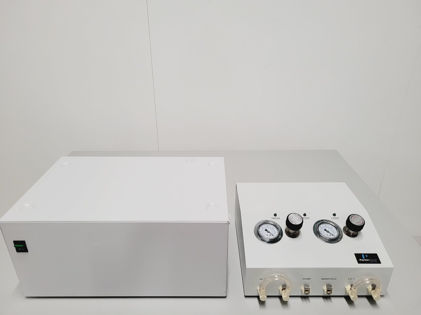 Image of Perkin Elmer HPLC Liquid Handling DC Motor and Vacuum Control Units Lab