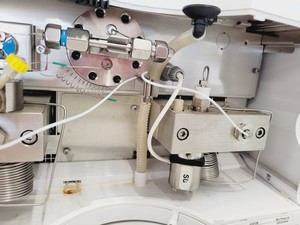 Thumbnail image of Agilent Technologies Series 1200 HPLC G1312B Binary Pump Lab Spares/Repairs