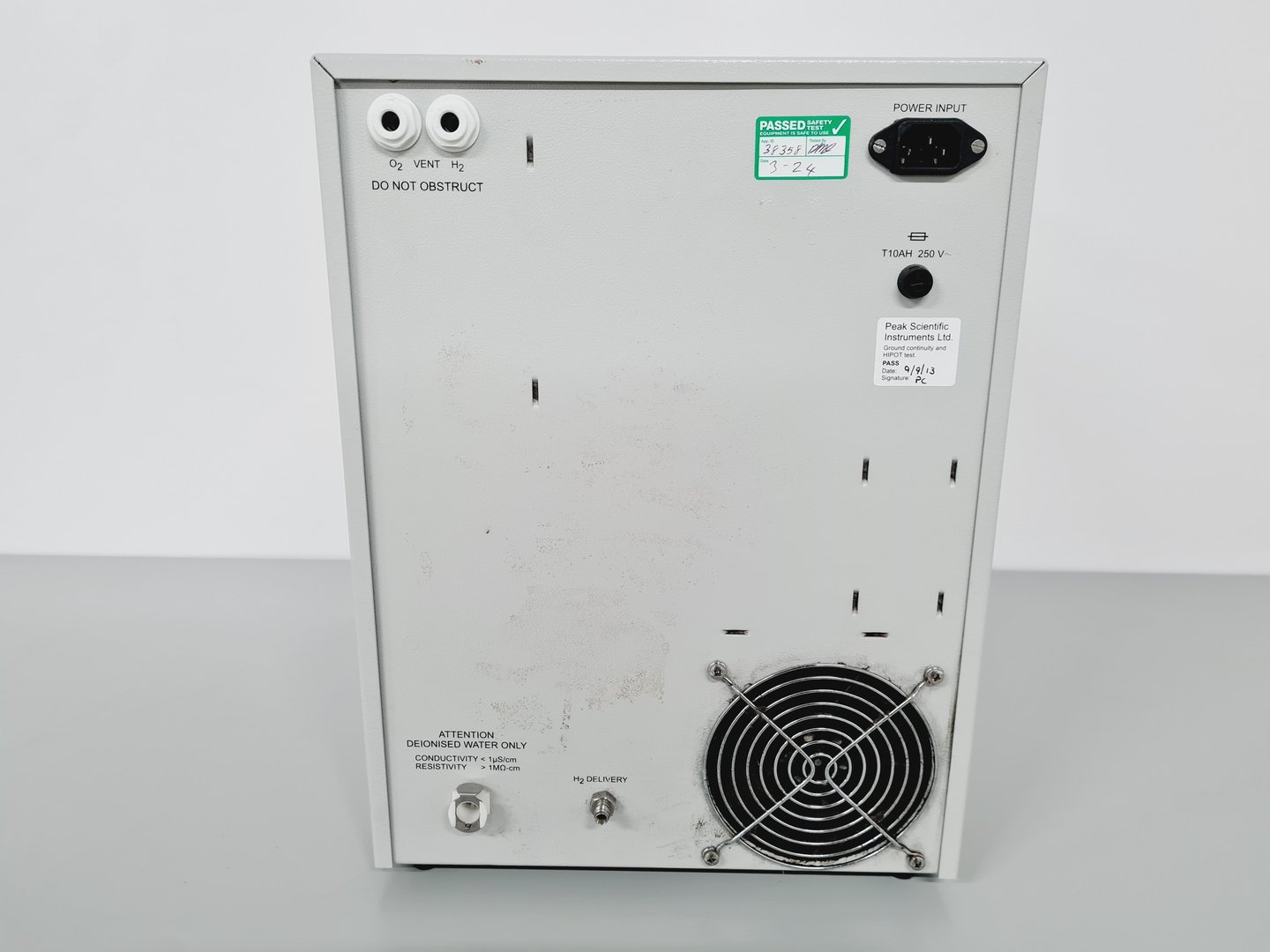 Image of PEAK Scientific Hydrogen Gas Generator PH600 Lab