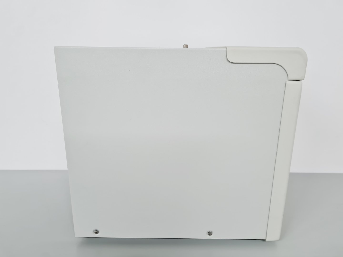 Image of PEAK Scientific Hydrogen Gas Generator PH600 Lab