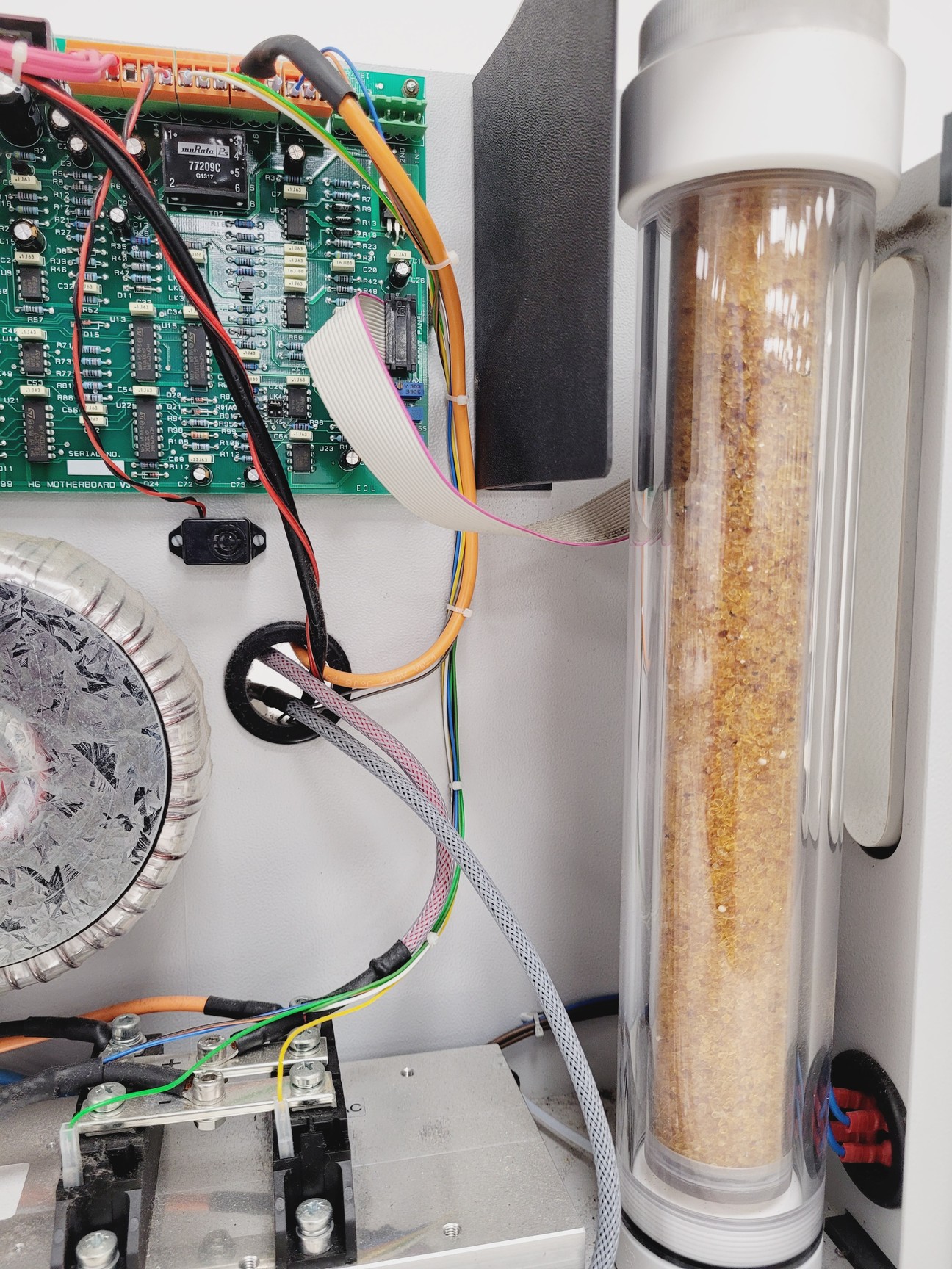 Image of PEAK Scientific Hydrogen Gas Generator PH600 Lab