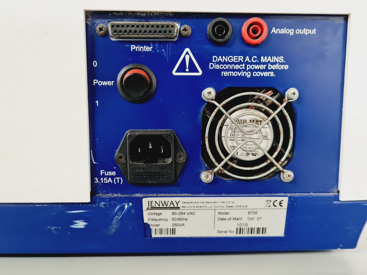 Image of Jenway 6705 UV/Vis Spectrophotometer Lab