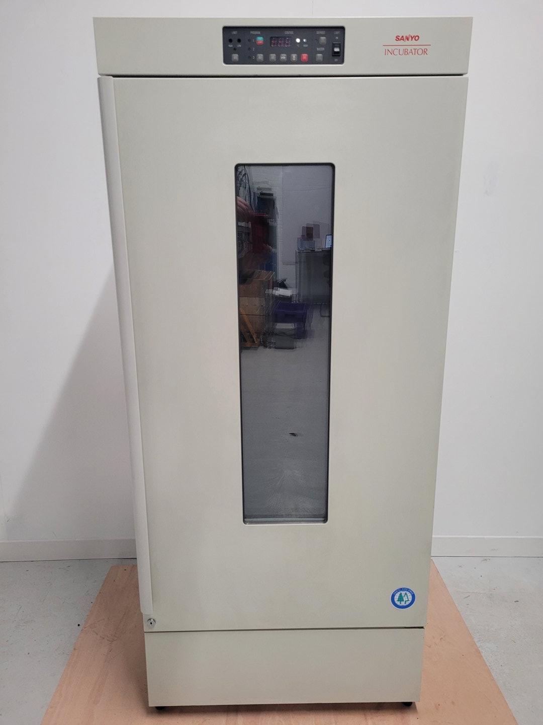 Image of Sanyo MIR 252 Refrigerated Laboratory Incubator Lab
