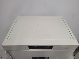 Thumbnail image of Sanyo MIR 252 Refrigerated Laboratory Incubator Lab
